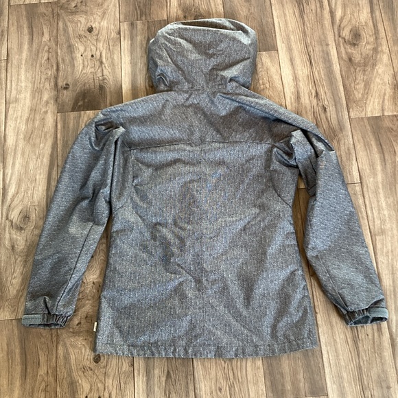 Ladies Burton Spring/Fall Rain Coat - Picture 2 of 14